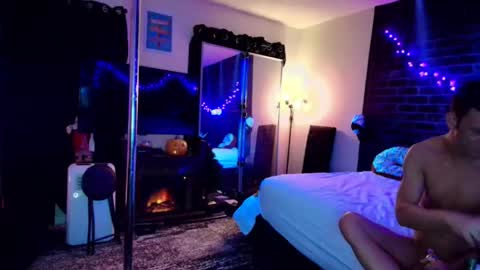 Eetantungfuk Mias online show from 12.09.24