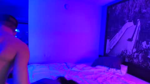 Eetantungfuk Mias online show from 01.05.25