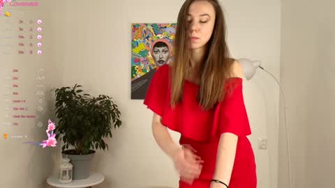 Snapshot of juu_jaa chatting on 01.04.25 Juja and Kira online show from 01.04.25