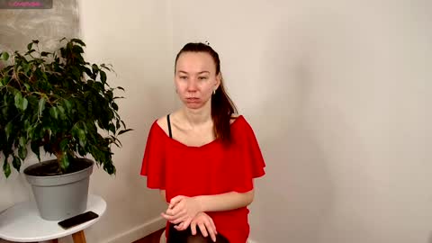 Snapshot of juu_jaa chatting on 02.06.25 Juja and Kira online show from 02.06.25