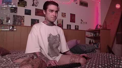 Juuzou hehim u can call me Juz online show from 11.15.25