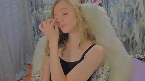 Juxsy online show from 11.03.25