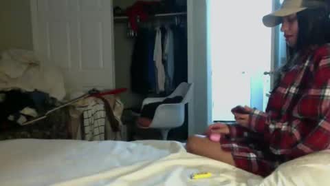 Snapshot of jwill10000 chatting on 01.06.26 J and Sugar snap pea online show from 01.06.26