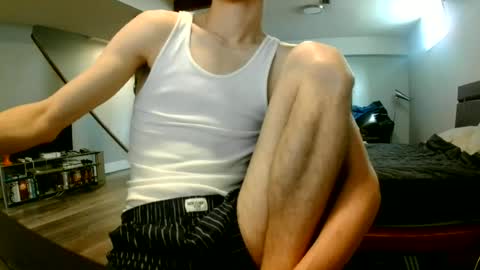 Snapshot of jwstanz chatting on 06.24.26 jwstanz online show from 06.24.26
