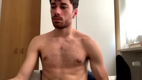 Snapshot of jxeuroboy chatting on 01.29.25 jxeuroboy online show from 01.29.25
