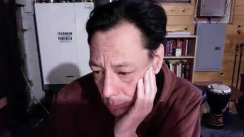 Snapshot of jy123abcd chatting on 12.14.24 tinychinychubby online show from 12.14.24