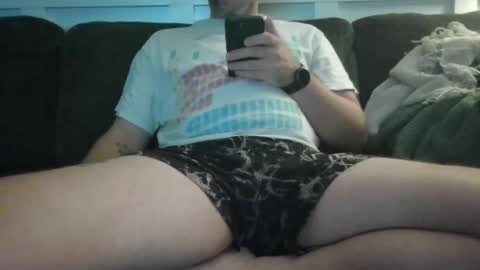 Snapshot of k00fler_08 chatting on 10.29.25 koof online show from 10.29.25