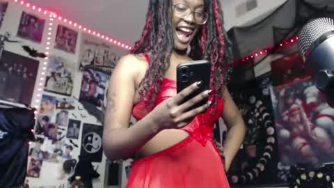 Aki Kim online show from 03.09.26