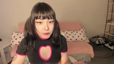 Snapshot of ka00ru_chan chatting on 11.28.25 Kaoru online show from 11.28.25