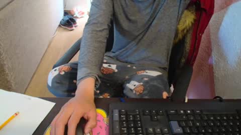 Snapshot of kael_art_d chatting on 03.12.25 kael_art_d online show from 03.12.25