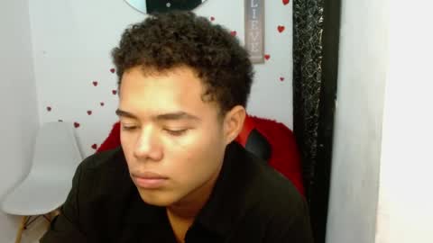 Snapshot of kael_fox chatting on 04.10.26 kael_fox online show from 04.10.26