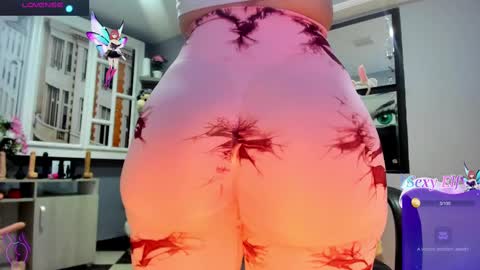 Snapshot of kagomme_h chatting on 02.17.25 Antonella online show from 02.17.25