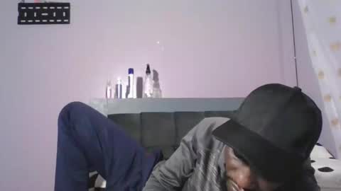 kai91799 online show from 12.14.25