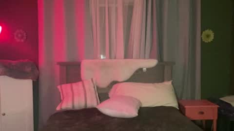 Kailee Smile online show from 11.11.25