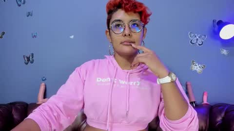 kaira_mosse_ online show from 03.04.26