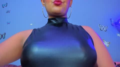 Snapshot of kaira_mosse_ chatting on 04.19.26 kaira_mosse_ online show from 04.19.26