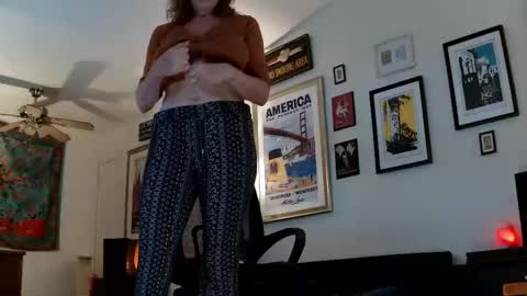 Tara Smith online show from 10.27.25