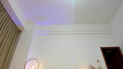 Snapshot of kalimonroee chatting on 02.04.25 KaliMonroe online show from 02.04.25