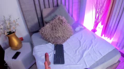 Snapshot of kalimonroee chatting on 02.05.25 KaliMonroe online show from 02.05.25