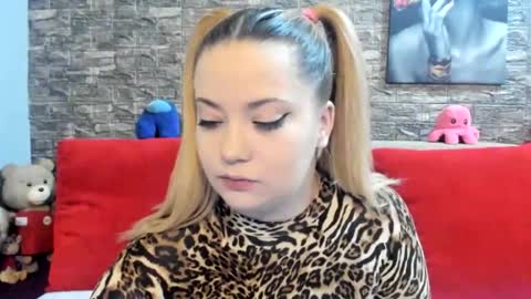 kalindahot online show from 12.20.25