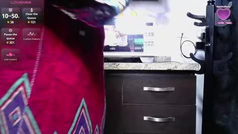 Alisha online show from 02.28.25