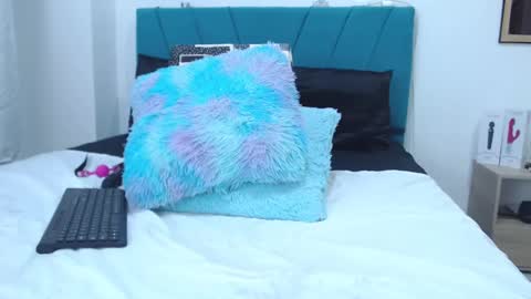 Snapshot of kam_lopez chatting on 02.12.25 Kamilalopez online show from 02.12.25