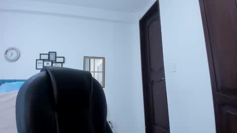 Snapshot of kam_lopez chatting on 02.01.26 Kamilalopez online show from 02.01.26