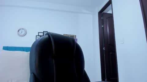 Snapshot of kam_lopez chatting on 02.28.26 Kamilalopez online show from 02.28.26