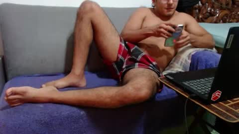 kamenov00 online show from 10.21.25