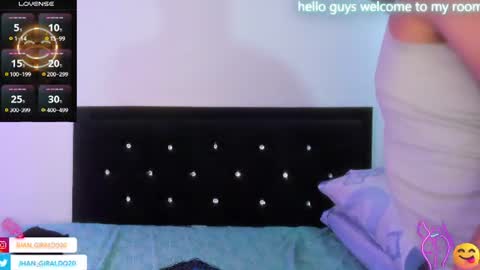 Snapshot of kami_22 chatting on 06.25.26 camilo independent model online show from 06.25.26