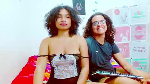 Snapshot of kami_chigiri chatting on 02.04.25 Dante and Carolina independient model online show from 02.04.25