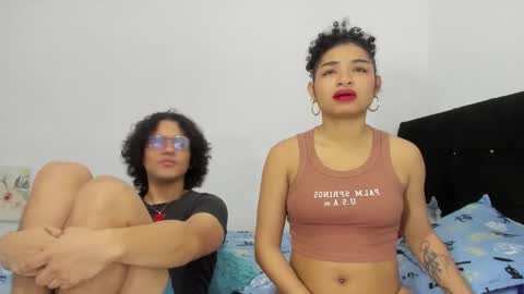 Snapshot of kami_chigiri chatting on 12.04.25 Dante and Carolina independient model online show from 12.04.25