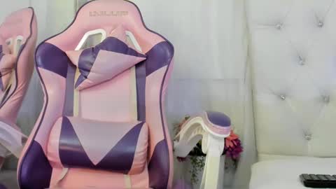    online show from 02.19.25