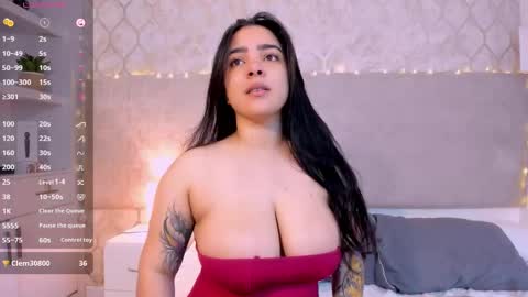 Snapshot of kamilabetancourt chatting on 10.01.25 Kamila Betancourt online show from 10.01.25