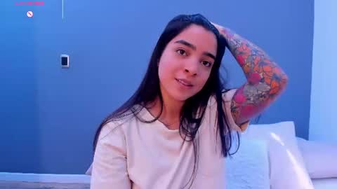 Snapshot of kamilabetancourt chatting on 06.12.26 Kamila Betancourt online show from 06.12.26
