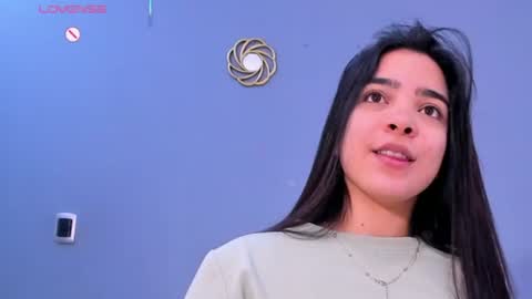 Snapshot of kamilabetancourt chatting on 06.25.26 Kamila Betancourt online show from 06.25.26