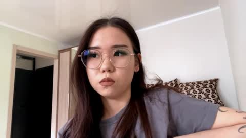 Snapshot of kamilahschaff chatting on 04.21.26 Bella online show from 04.21.26