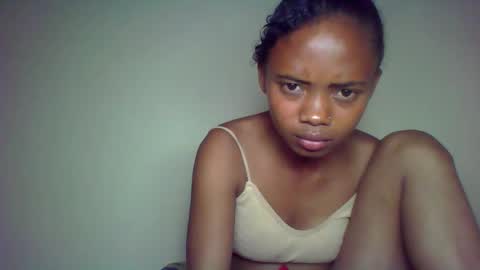 kamillah69 online show from 11.10.25