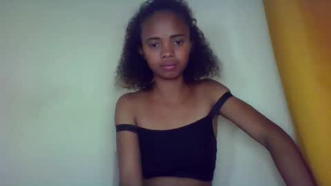 kamillah69 online show from 11.17.25