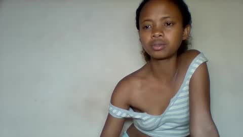 kamillah69 online show from 12.02.25