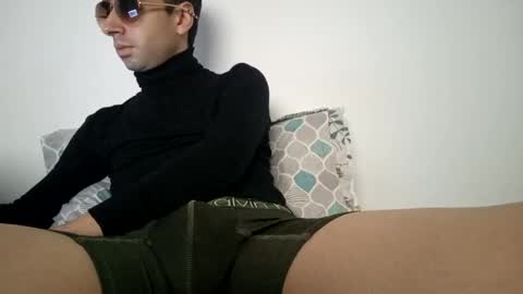 kamilo24 online show from 01.01.25