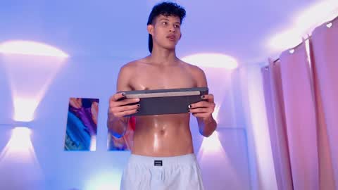 Kami online show from 04.03.26