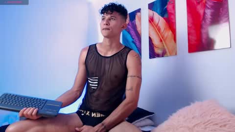 Kami online show from 04.08.26