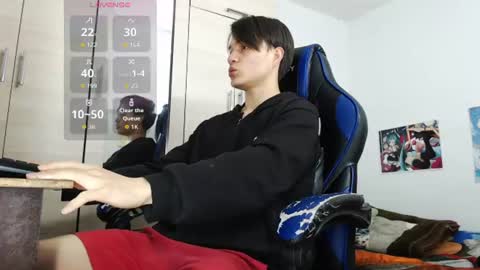 Snapshot of kanekixxxhot chatting on 06.28.26 andres online show from 06.28.26