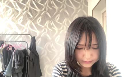 Snapshot of kanishabroadstone chatting on 04.12.26 Lily online show from 04.12.26