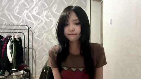 Snapshot of kanishabroadstone chatting on 05.11.26 Lily online show from 05.11.26