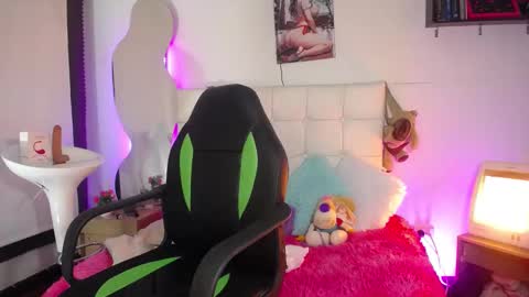 Snapshot of kaoz_33 chatting on 01.23.25 kaoz_33 online show from 01.23.25