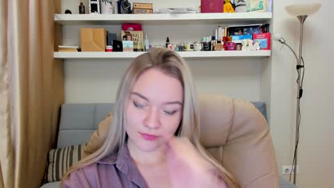 Snapshot of kara_smith_ chatting on 12.02.24 Kara. Off from 15th till 24th of December online show from 12.02.24