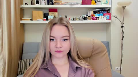 Snapshot of kara_smith_ chatting on 01.14.25 Kara. Off from 15th till 24th of December online show from 01.14.25