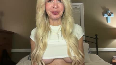 kara online show from 10.19.25